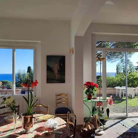 Fantasia Villa *